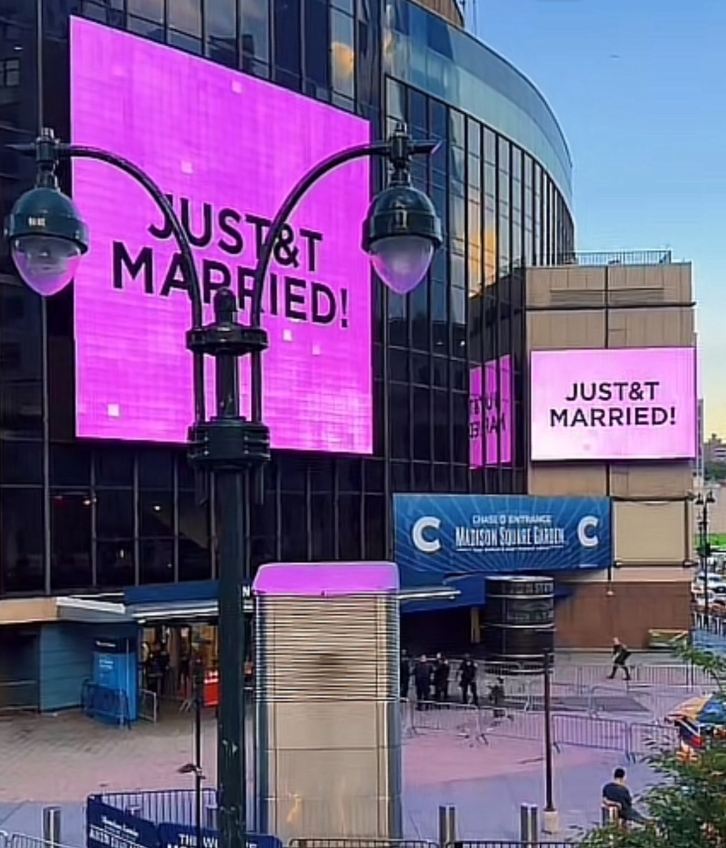 Just TandT Married